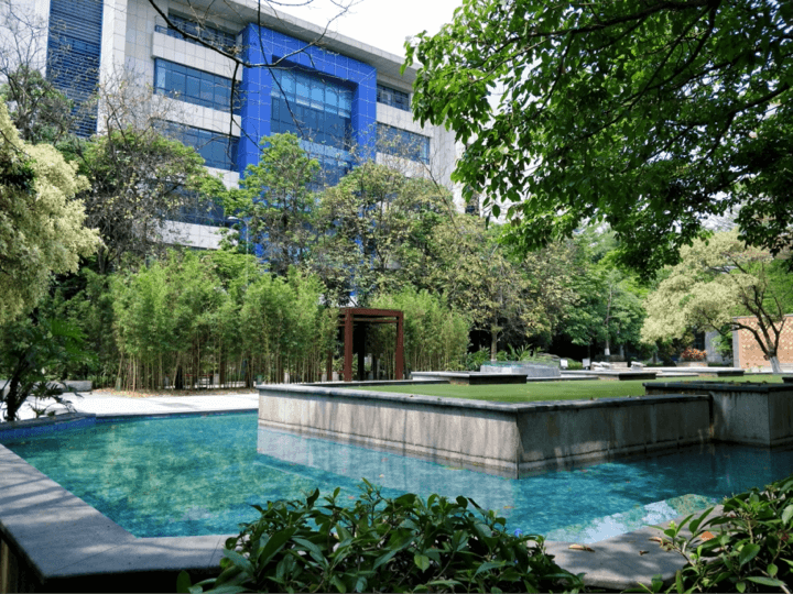 维多利亚老品牌vic(集团)官方网站