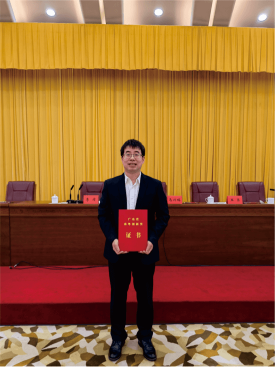 维多利亚老品牌vic(集团)官方网站